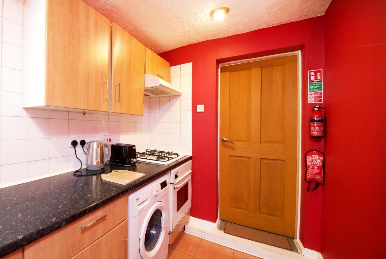 Crystal House 10Min To Manchester City Centre Ideal For Work And Leisure Eksteriør billede